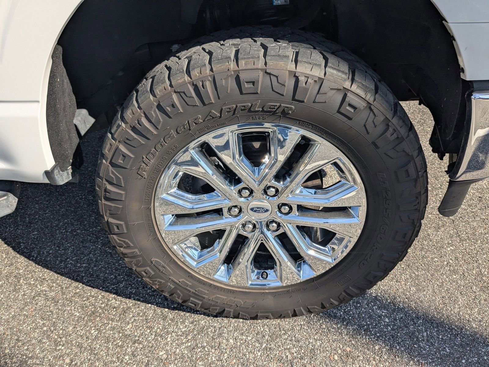 Certified 2024 Ford F150 Lariat w/ Equipment Group 502A High image 11