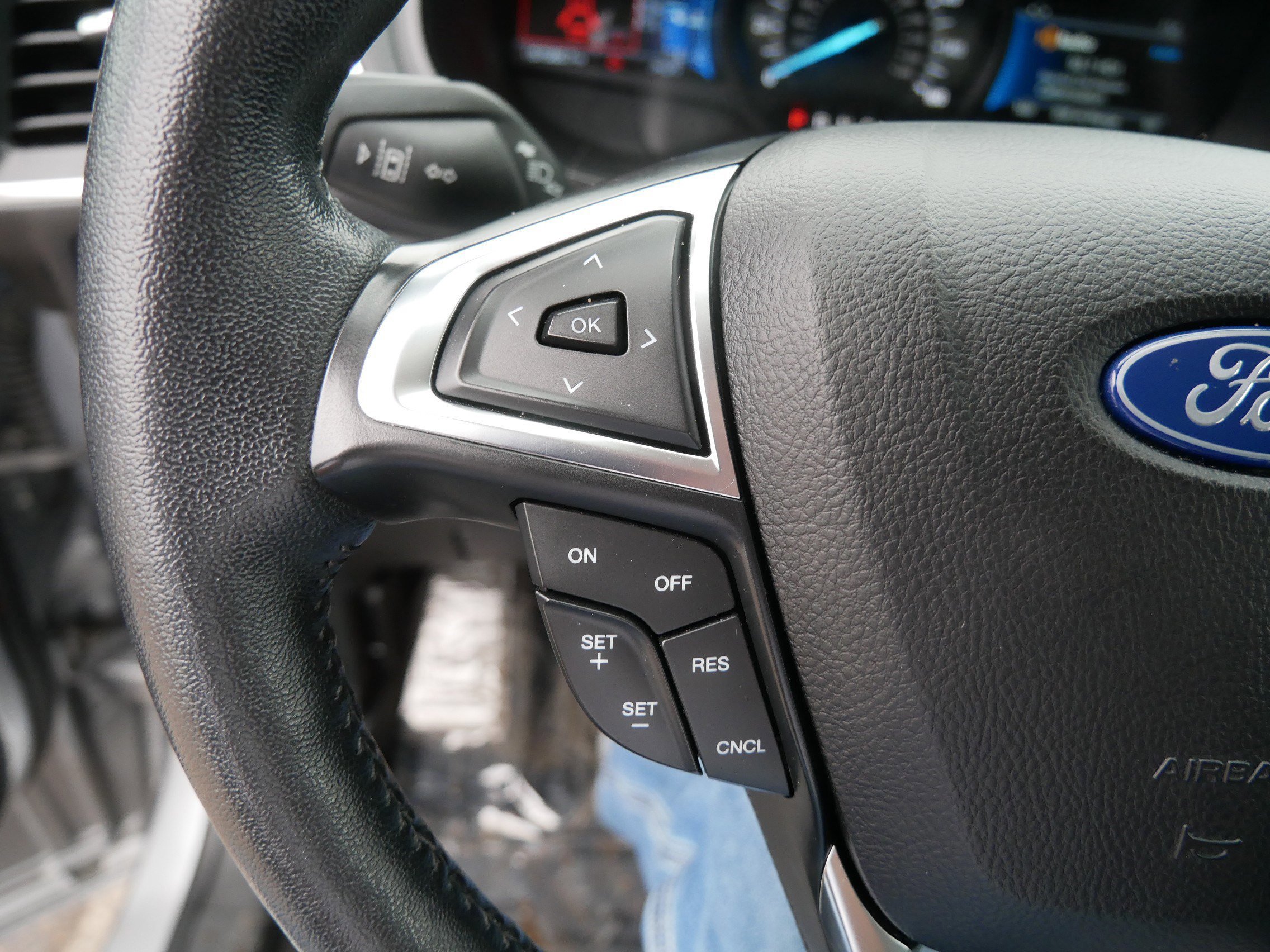 Certified 2022 Ford Edge Titanium image 28