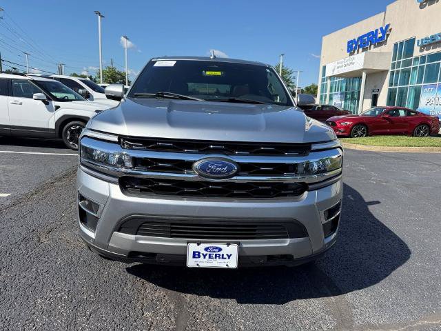 Certified 2022 Ford Expedition Max Limited AWD/4WD image 3