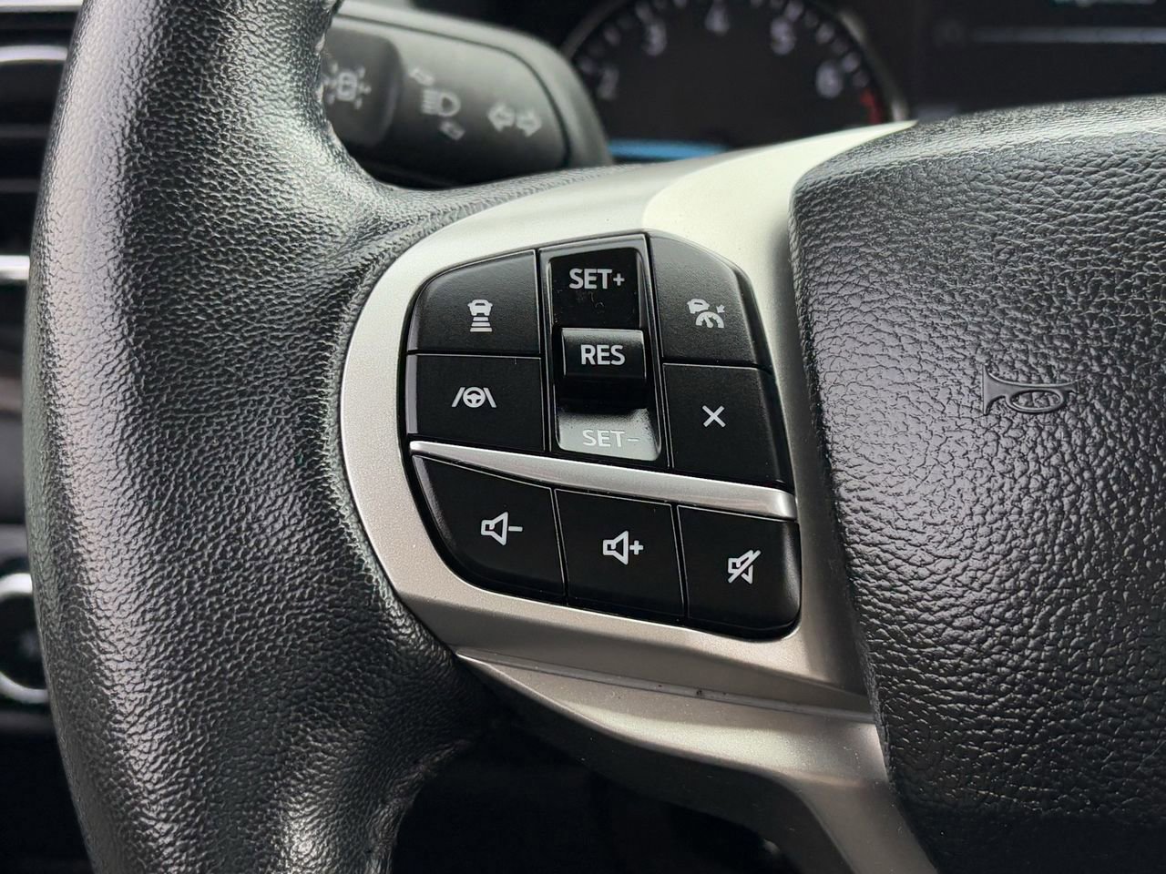 Certified 2023 Ford Explorer Limited image 16