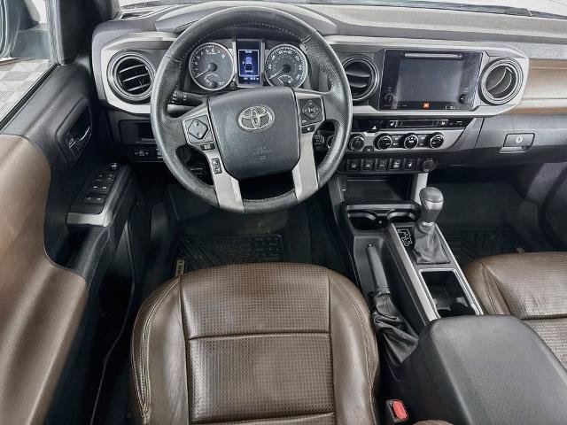 Used 2017 Toyota Tacoma Limited w/ Tow Package AWD/4WD image 25