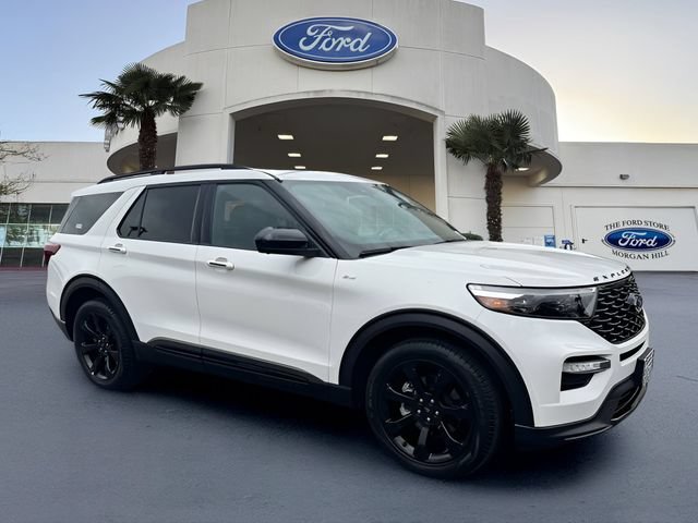 Certified 2023 Ford Explorer ST-Line w/ Class IV Trailer Tow Package