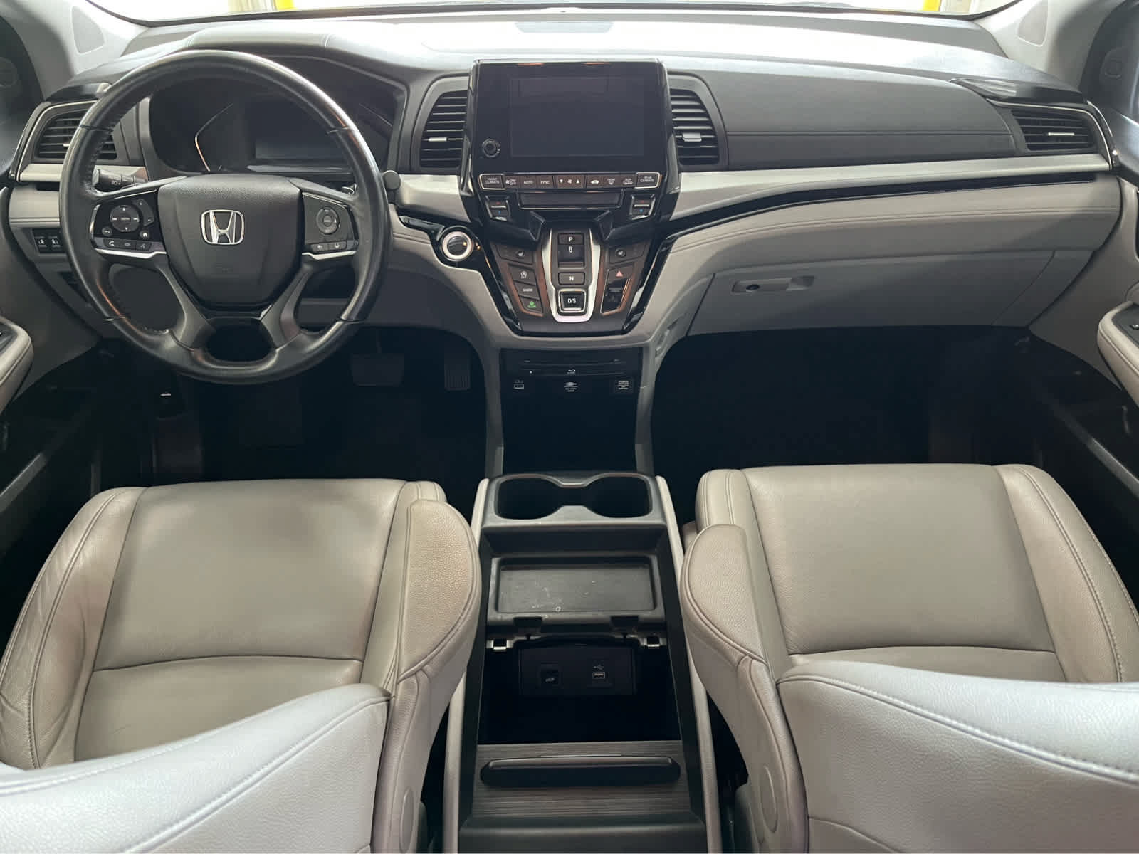 Used 2021 Honda Odyssey Touring image 11