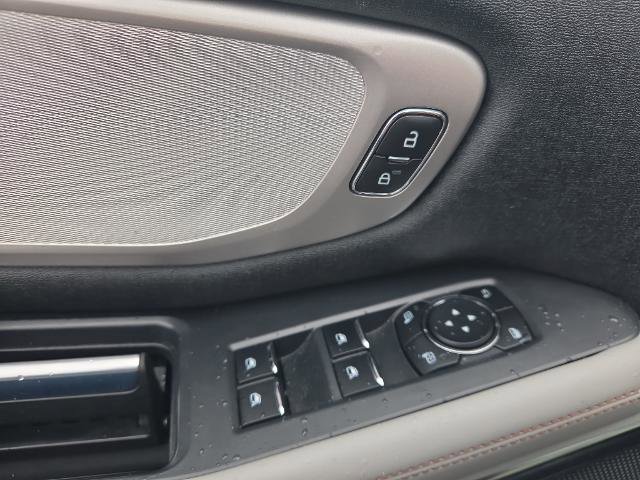 Certified 2025 Ford Expedition Active image 18