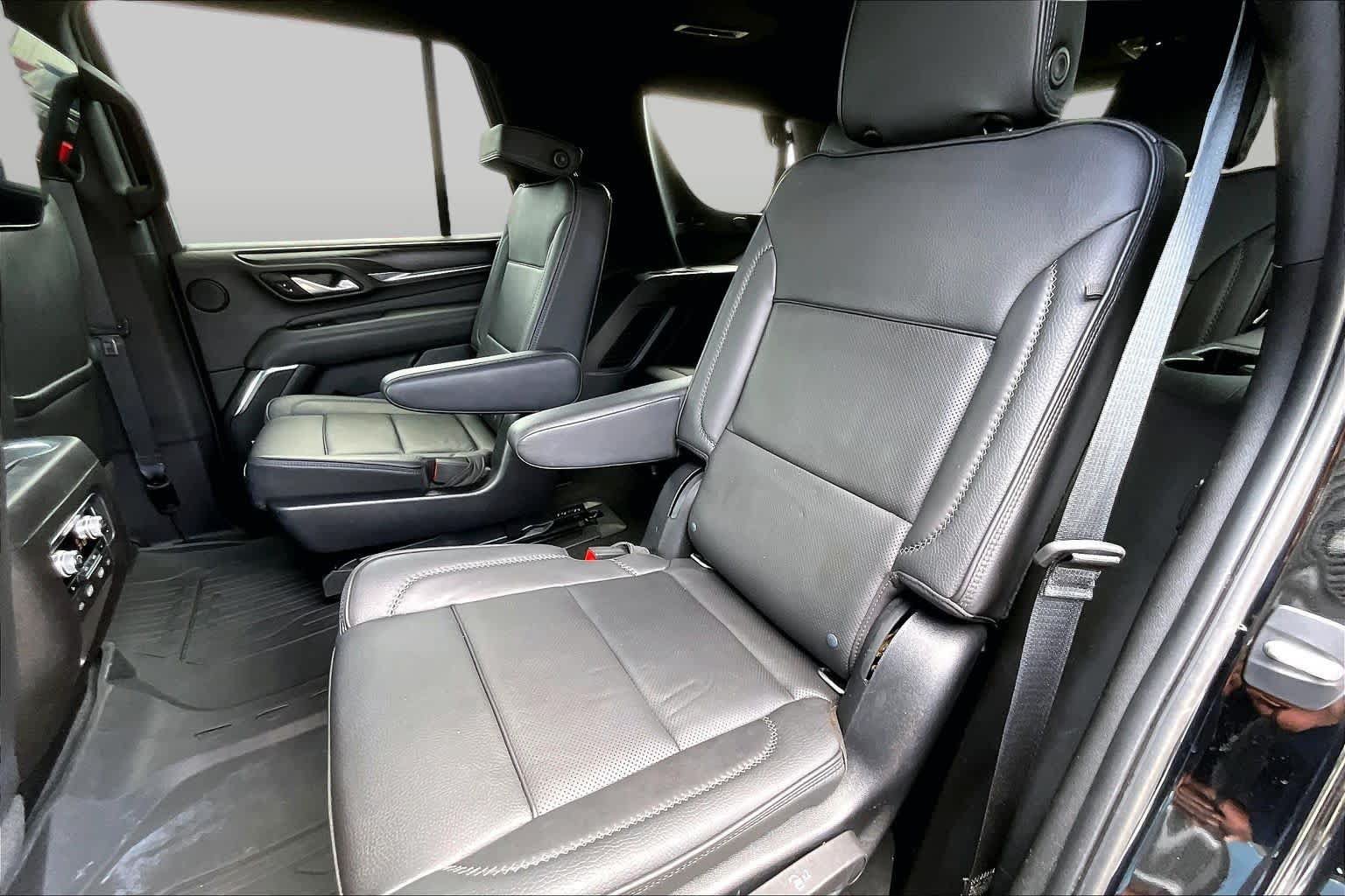 Used 2021 GMC Yukon Denali w/ LPO, Illumination Package RWD image 21