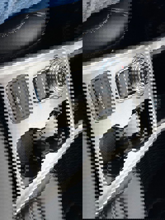 Certified 2023 Ford Edge SEL w/ Convenience Package image 29