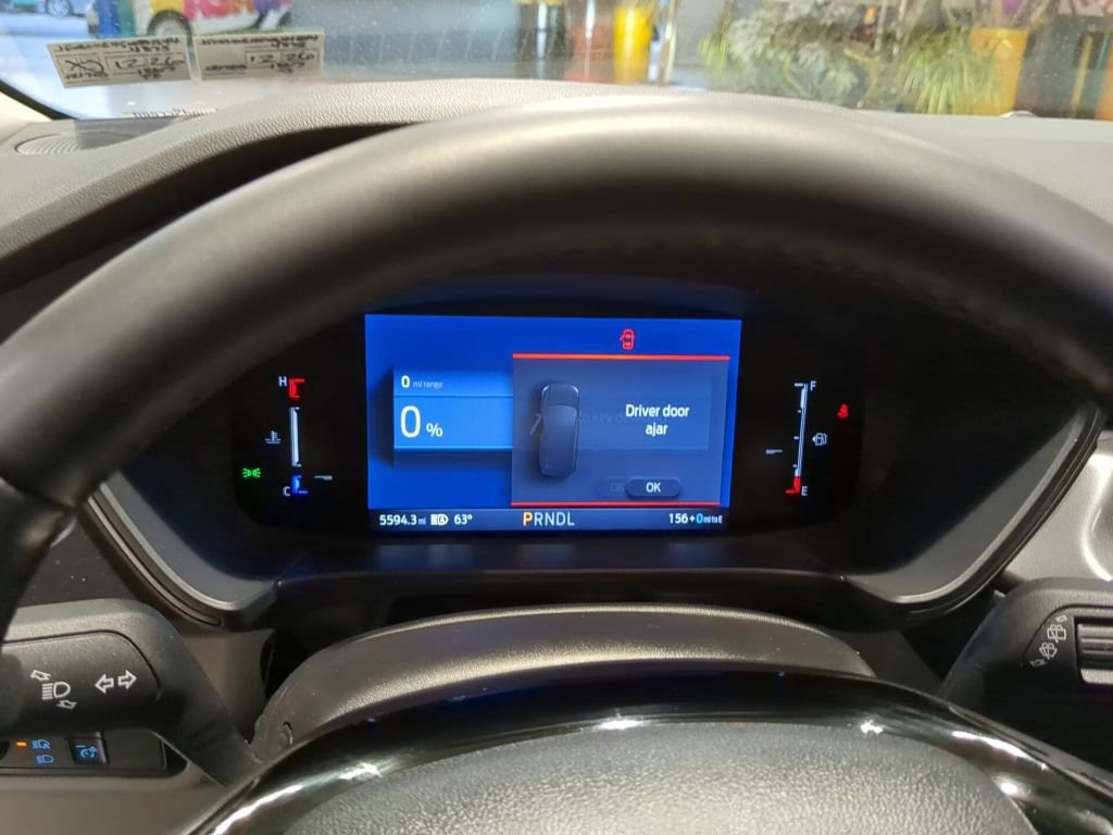 Certified 2025 Ford Escape SE image 15