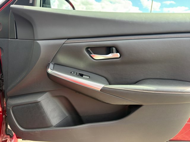 Used 2022 Nissan Sentra SR w/ Electronics Package FWD image 16