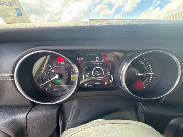 Used 2023 Jeep Wrangler Unlimited Sahara w/ Cold Weather Group AWD/4WD image 30