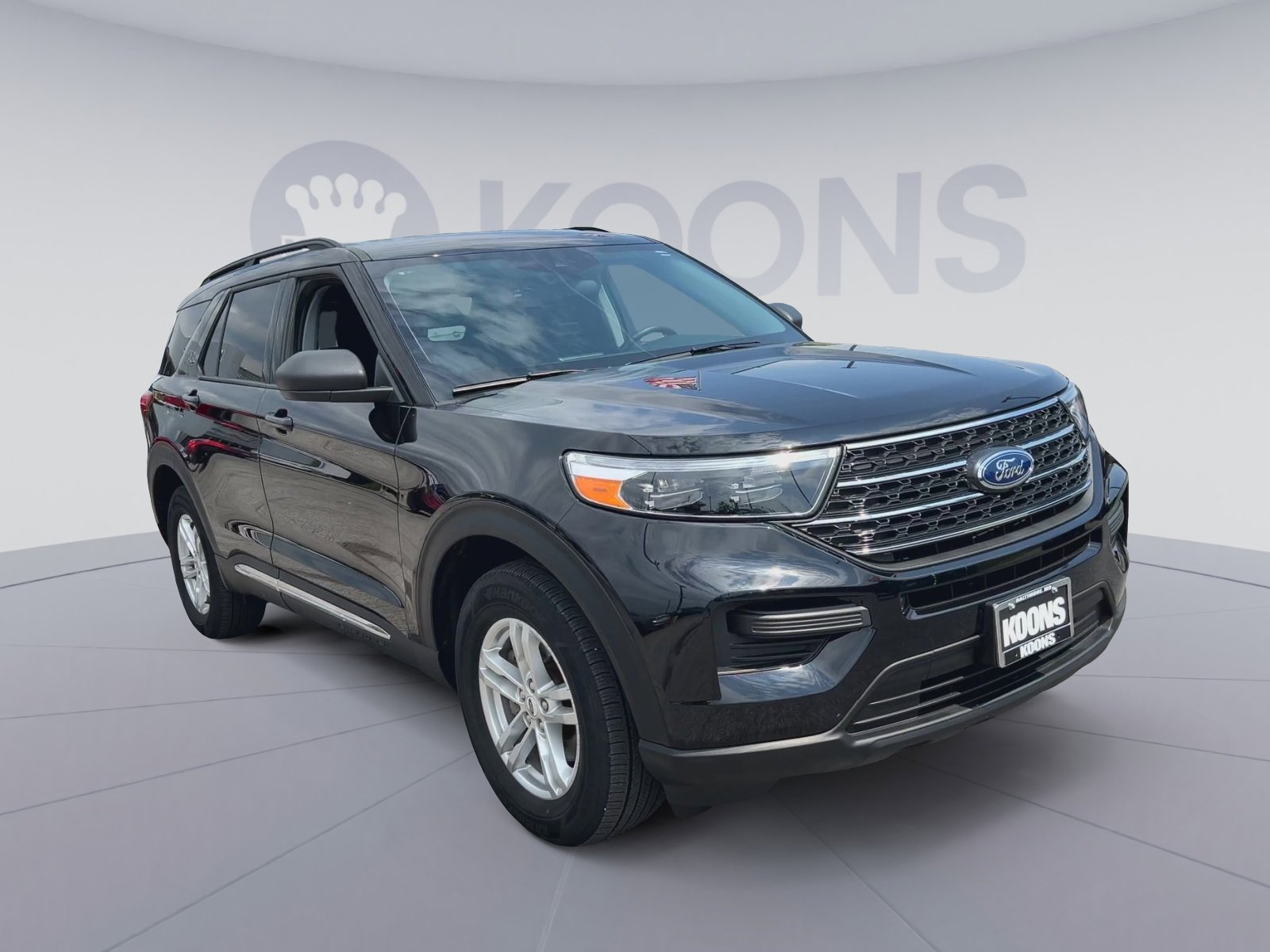 Certified 2023 Ford Explorer XLT AWD/4WD image 4
