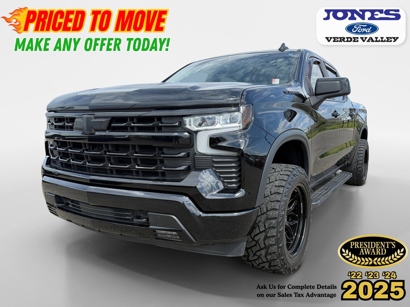 Used 2022 Chevrolet Silverado 1500 RST AWD/4WD image 1