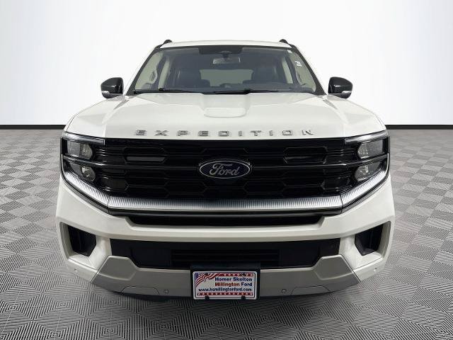Certified 2025 Ford Expedition Max Platinum w/ Driver's Package AWD/4WD image 2