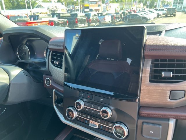 Certified 2023 Ford Expedition Limited image 33