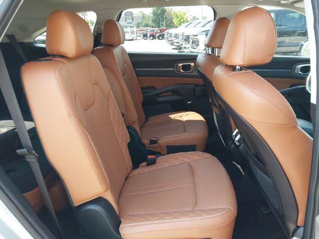 Used 2022 Kia Sorento SX Prestige w/ Rust Color Package AWD/4WD image 25