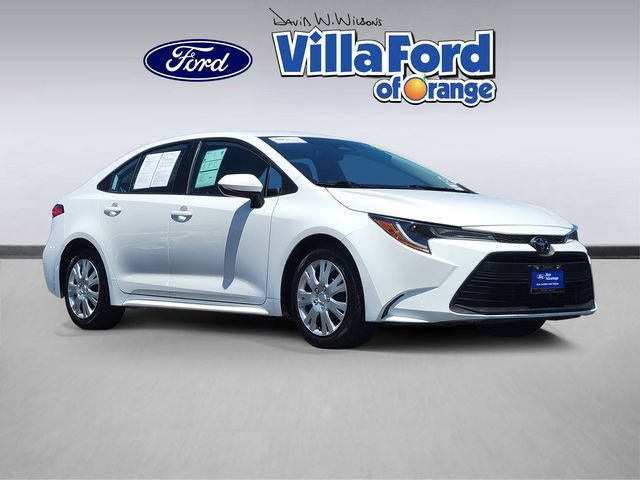 Used 2023 Toyota Corolla LE FWD image 1