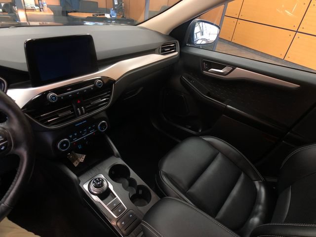 Certified 2020 Ford Escape SEL AWD/4WD image 19