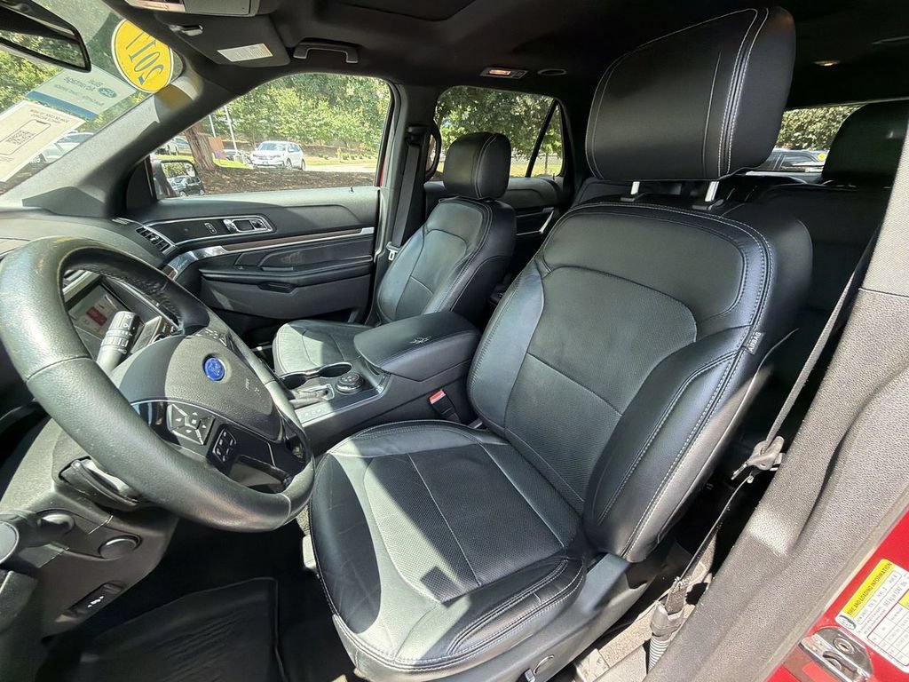 Certified 2017 Ford Explorer Limited AWD/4WD image 12