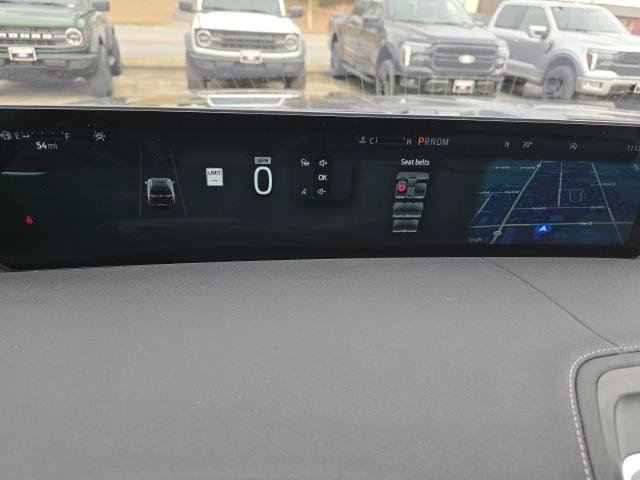 Certified 2025 Ford Expedition Platinum w/ Driver's Package AWD/4WD image 20