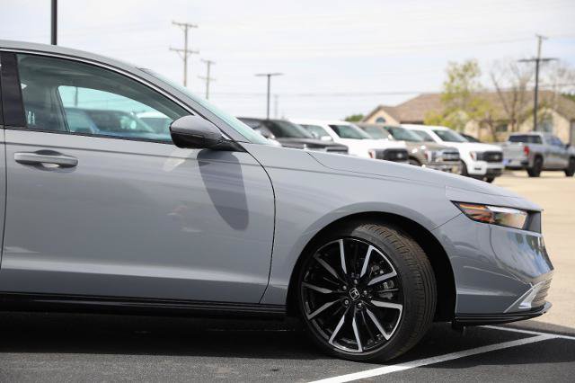 Used 2025 Honda Accord Touring image 5