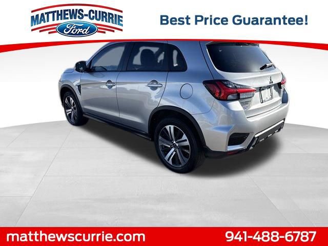 Used 2024 Mitsubishi Outlander Sport SE image 2