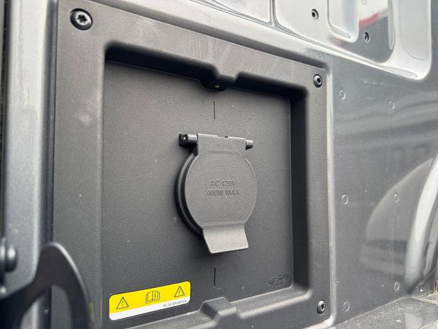 Certified 2022 Ford F150 XLT w/ Equipment Group 302A High image 18