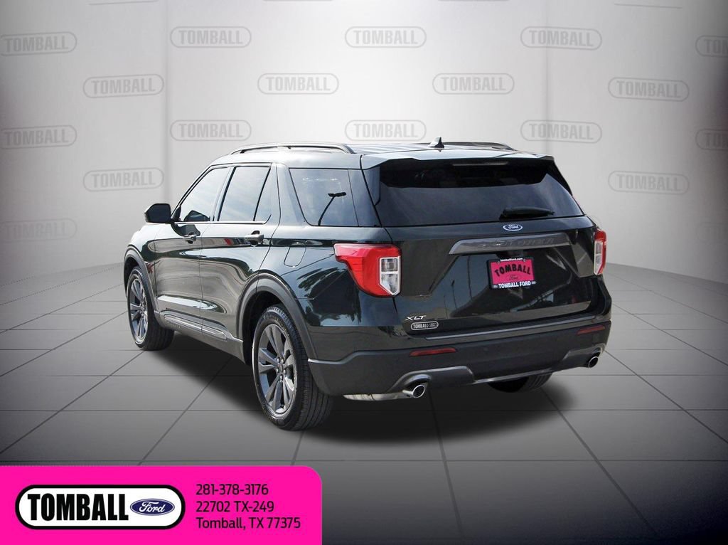 Certified 2024 Ford Explorer XLT w/ Equipment Group 202A RWD image 6
