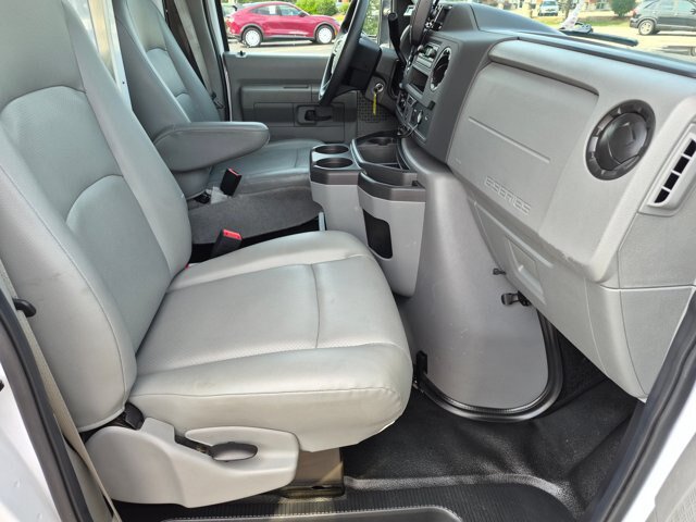 Certified 2024 Ford E-350 and Econoline 350 Super Duty w/ Power Windows & Locks Group RWD image 23