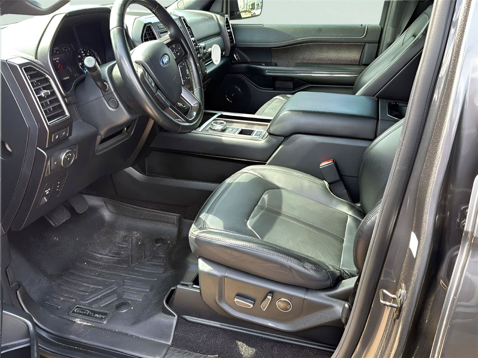 Certified 2021 Ford Expedition Limited RWD image 2