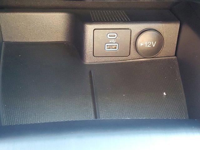 Certified 2022 Ford Escape SE image 30