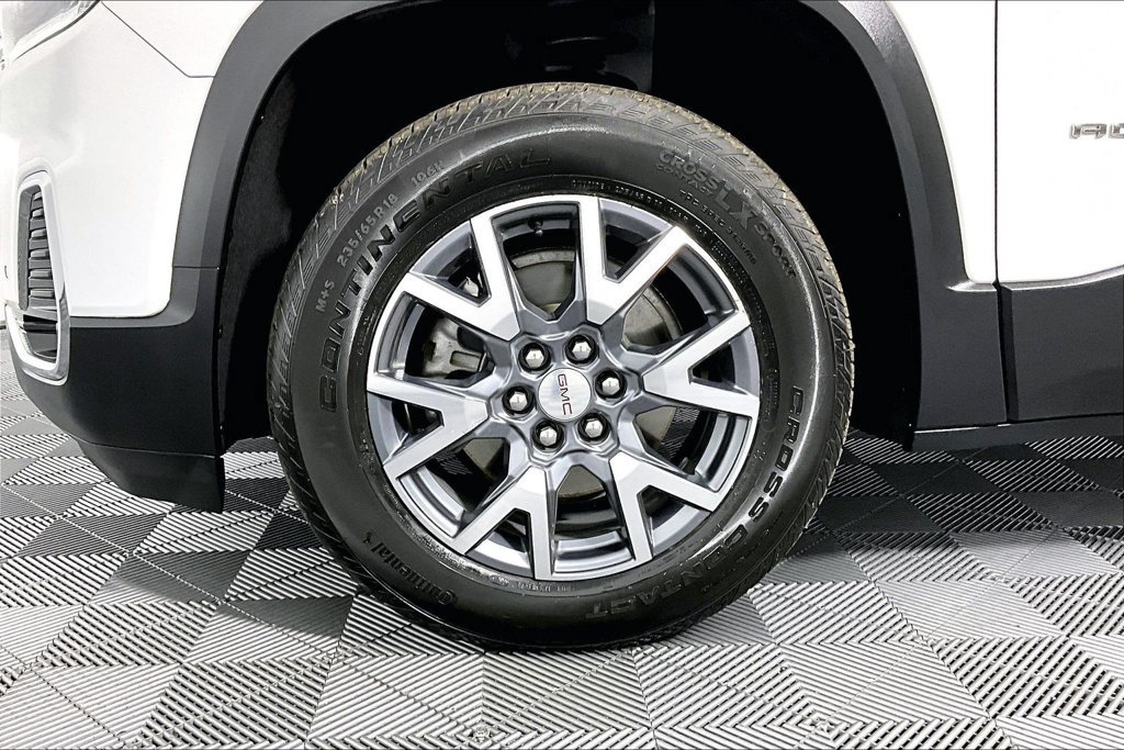Used 2023 GMC Acadia SLT AWD/4WD image 8