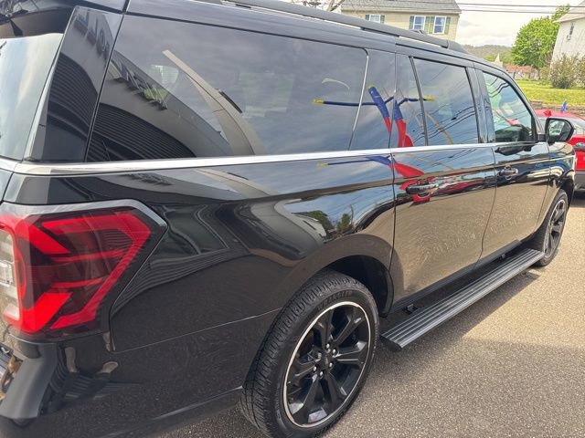Certified 2022 Ford Expedition Max Limited w/ Equipment Group 303A AWD/4WD image 6