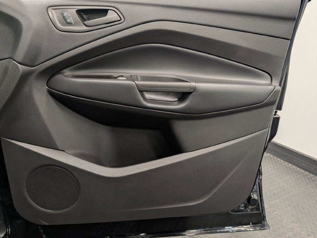 Certified 2019 Ford Escape S FWD image 34