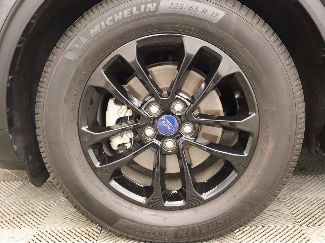 Certified 2020 Ford Escape SE Sport image 9