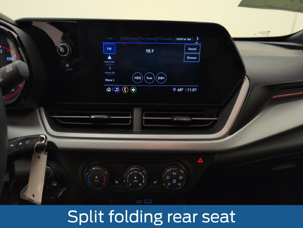 Used 2024 Chevrolet Trax RS FWD image 26