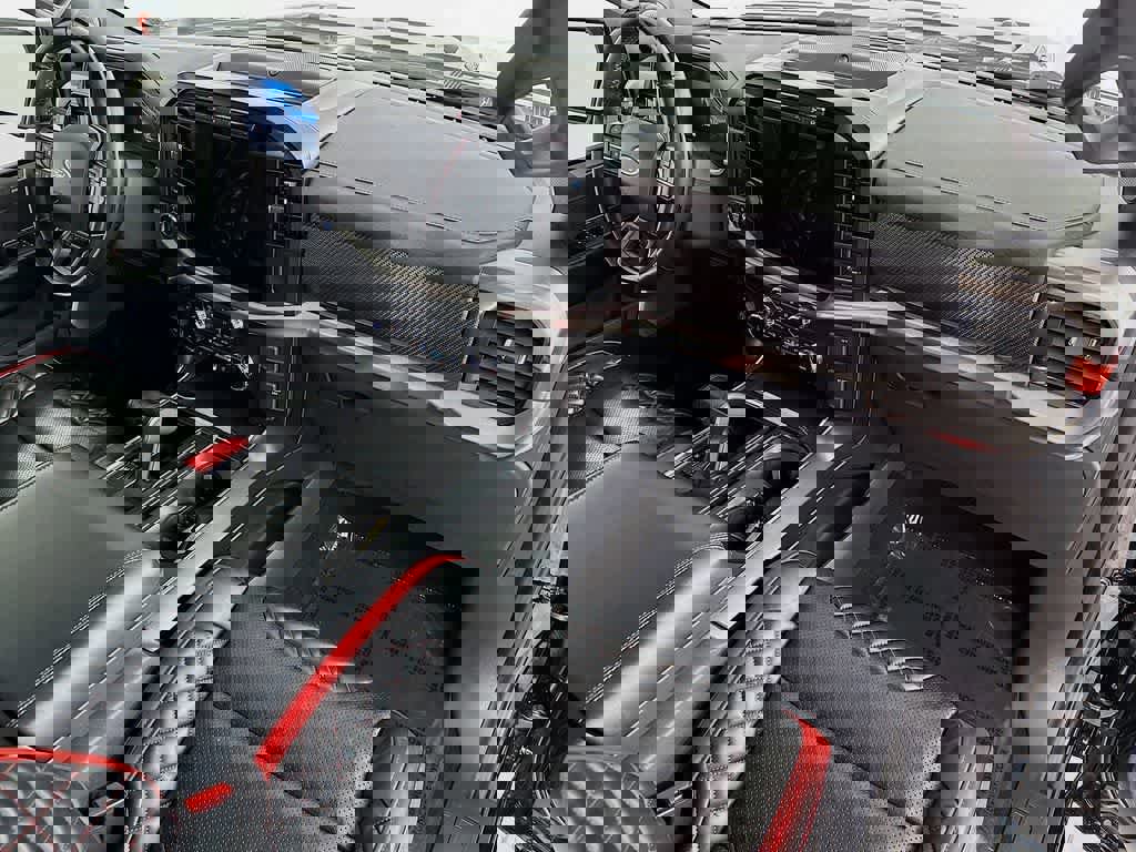 Certified 2022 Ford F150 Raptor w/ Equipment Group 801A High image 35