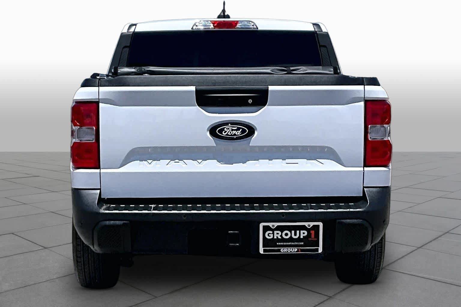 Certified 2025 Ford Maverick XLT w/ XLT Luxury Package FWD image 5