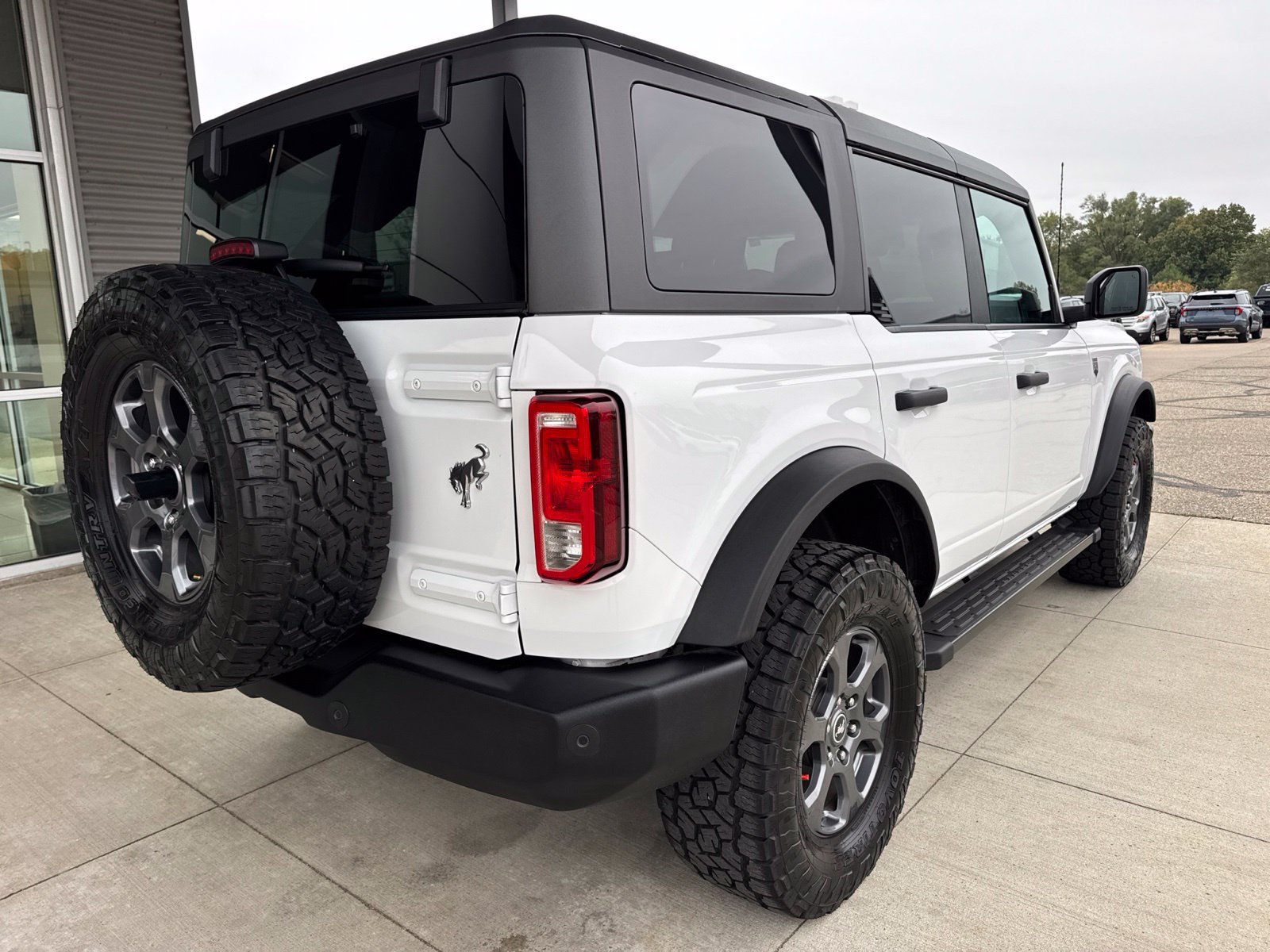 Certified 2024 Ford Bronco Big Bend AWD/4WD image 8