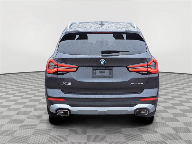 Used 2024 BMW X3 xDrive30i w/ Premium Package image 4