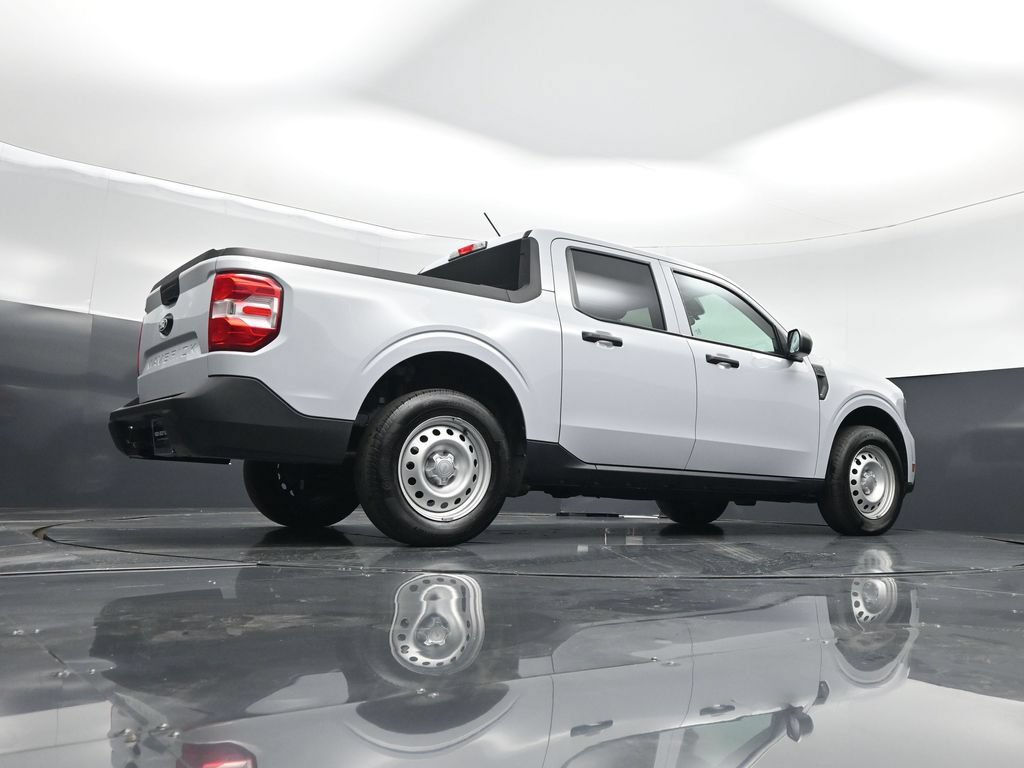 Certified 2025 Ford Maverick XL FWD image 44