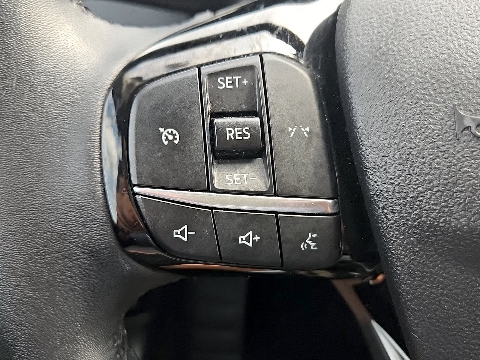 Certified 2024 Ford Escape Active AWD/4WD image 13