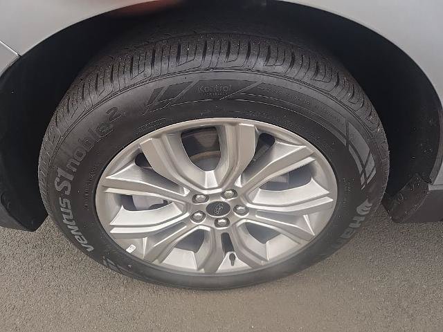 Certified 2024 Ford Edge Titanium AWD/4WD image 14