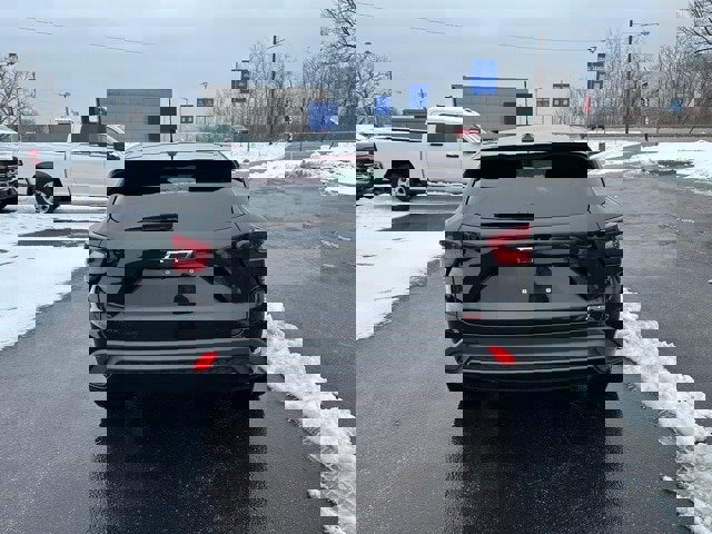 Used 2024 Chevrolet Trax RS w/ Driver Confidence Package image 3