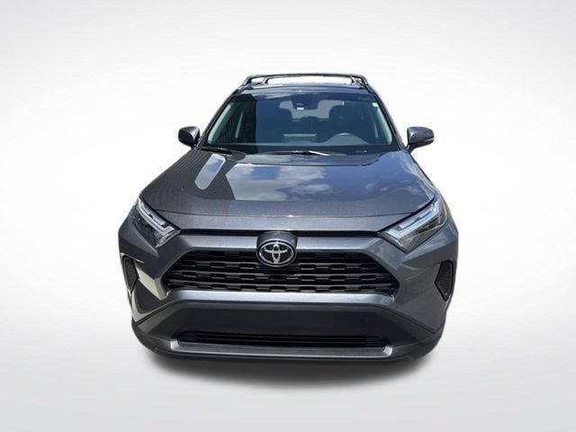 Used 2025 Toyota RAV4 XLE AWD/4WD image 3