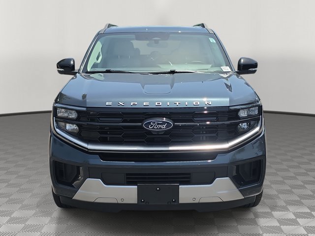 Certified 2025 Ford Expedition Max Platinum w/ Driver's Package AWD/4WD image 2