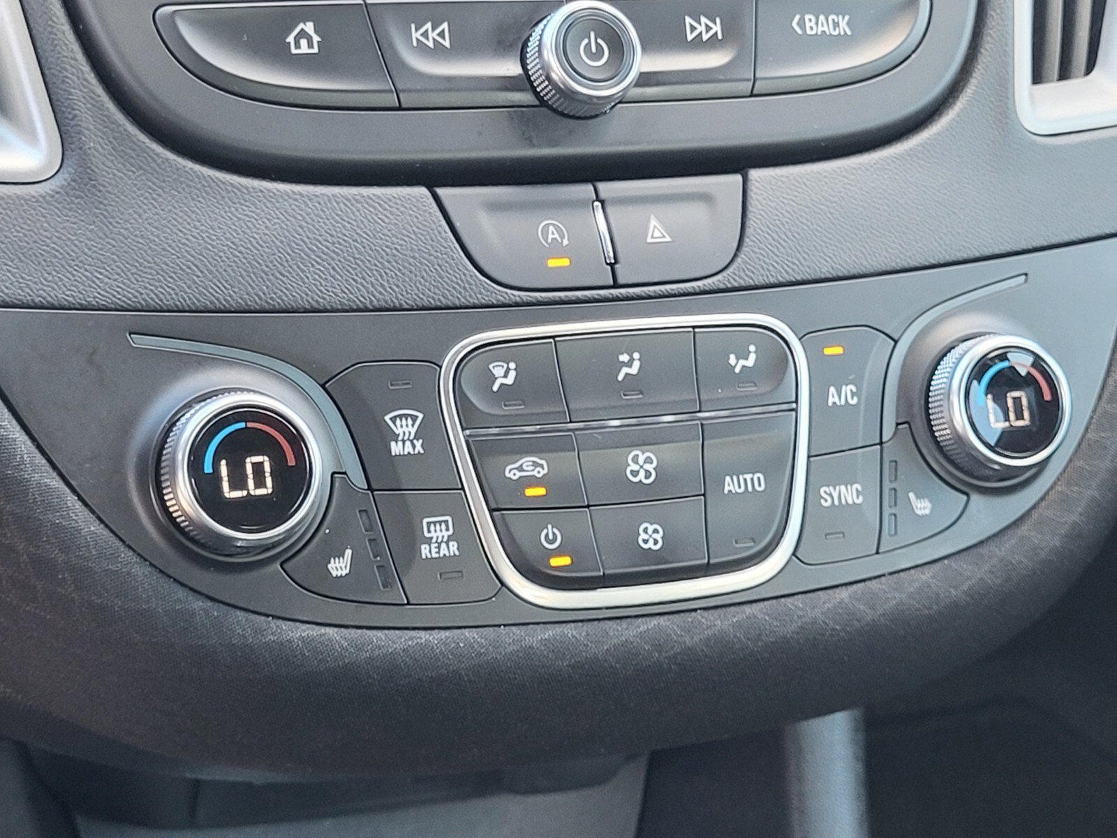 Used 2024 Chevrolet Malibu LT image 20