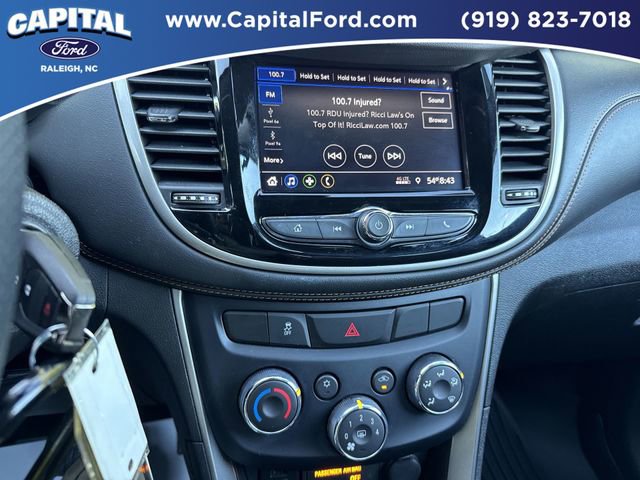 Used 2020 Chevrolet Trax LS image 25