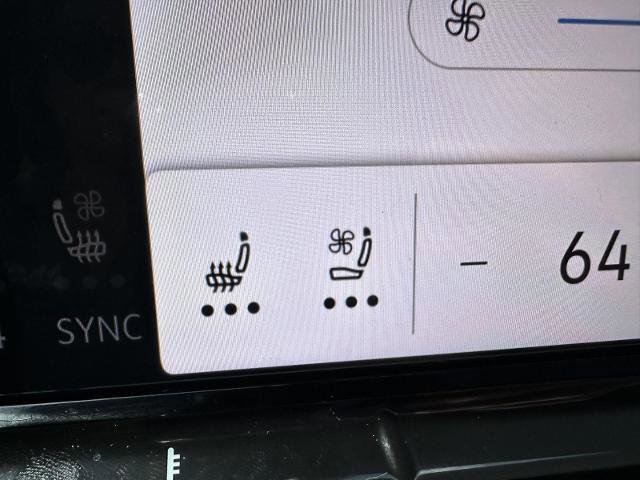 Used 2025 Volkswagen Atlas Cross Sport SEL Premium R-Line image 34