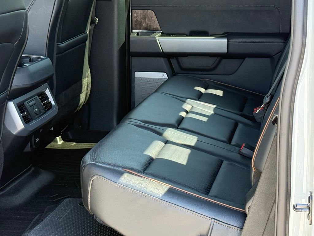 Certified 2025 Ford F350 Lariat w/ Lariat Ultimate Package image 8