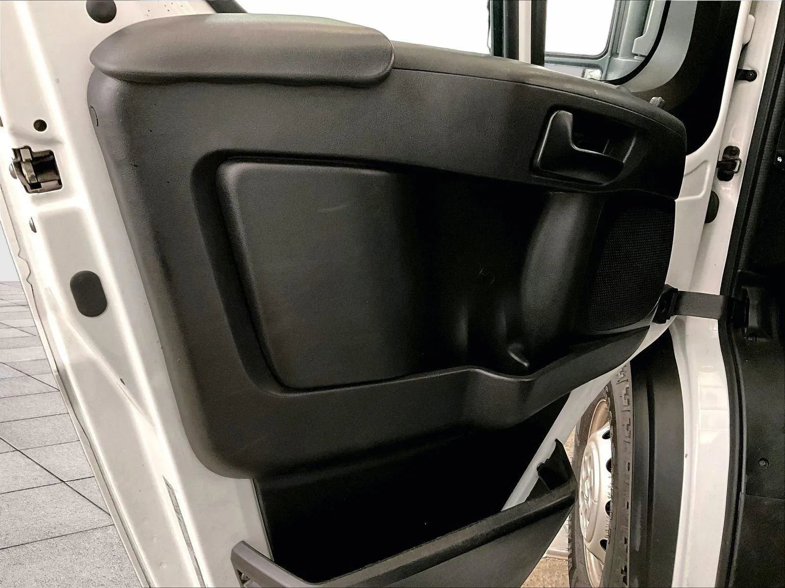 Used 2023 RAM ProMaster 3500 FWD image 22