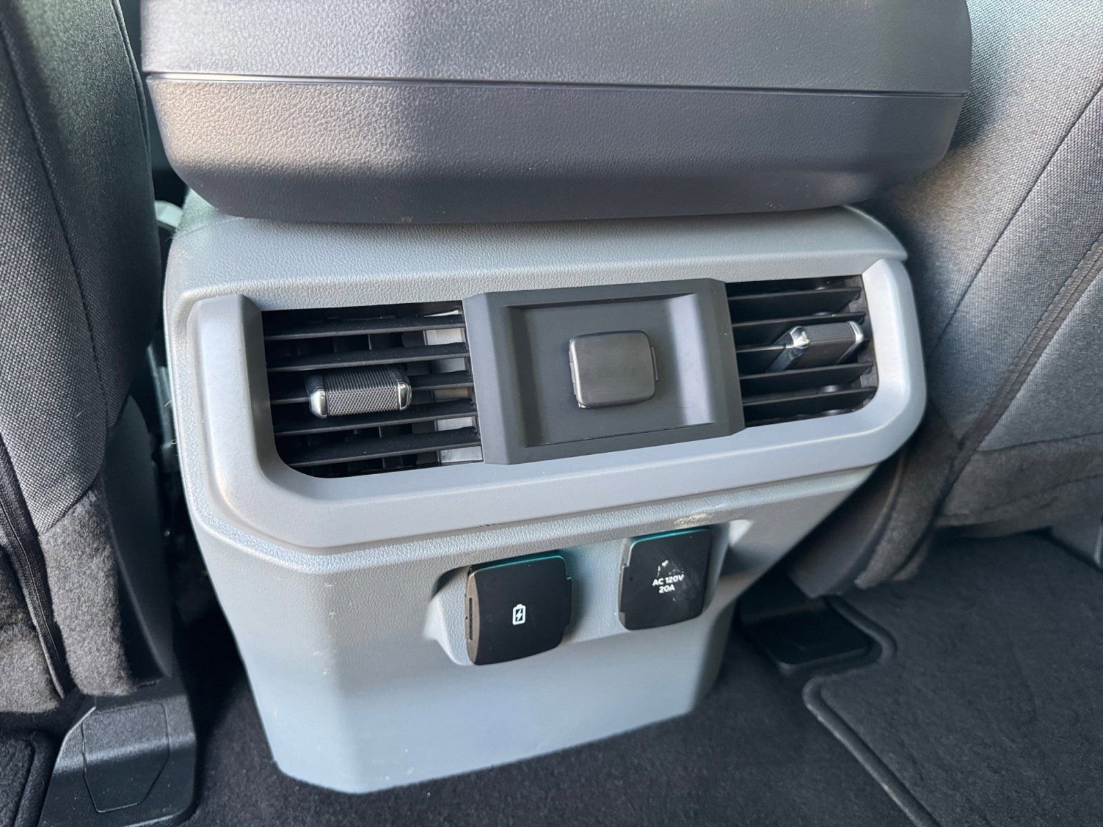 Certified 2024 Ford F150 XLT w/ Equipment Group 302A MID image 18